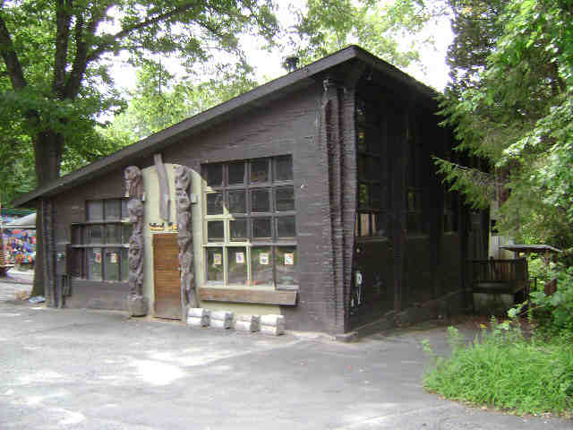 Building photograph for 58 BUCKS ROCK RD